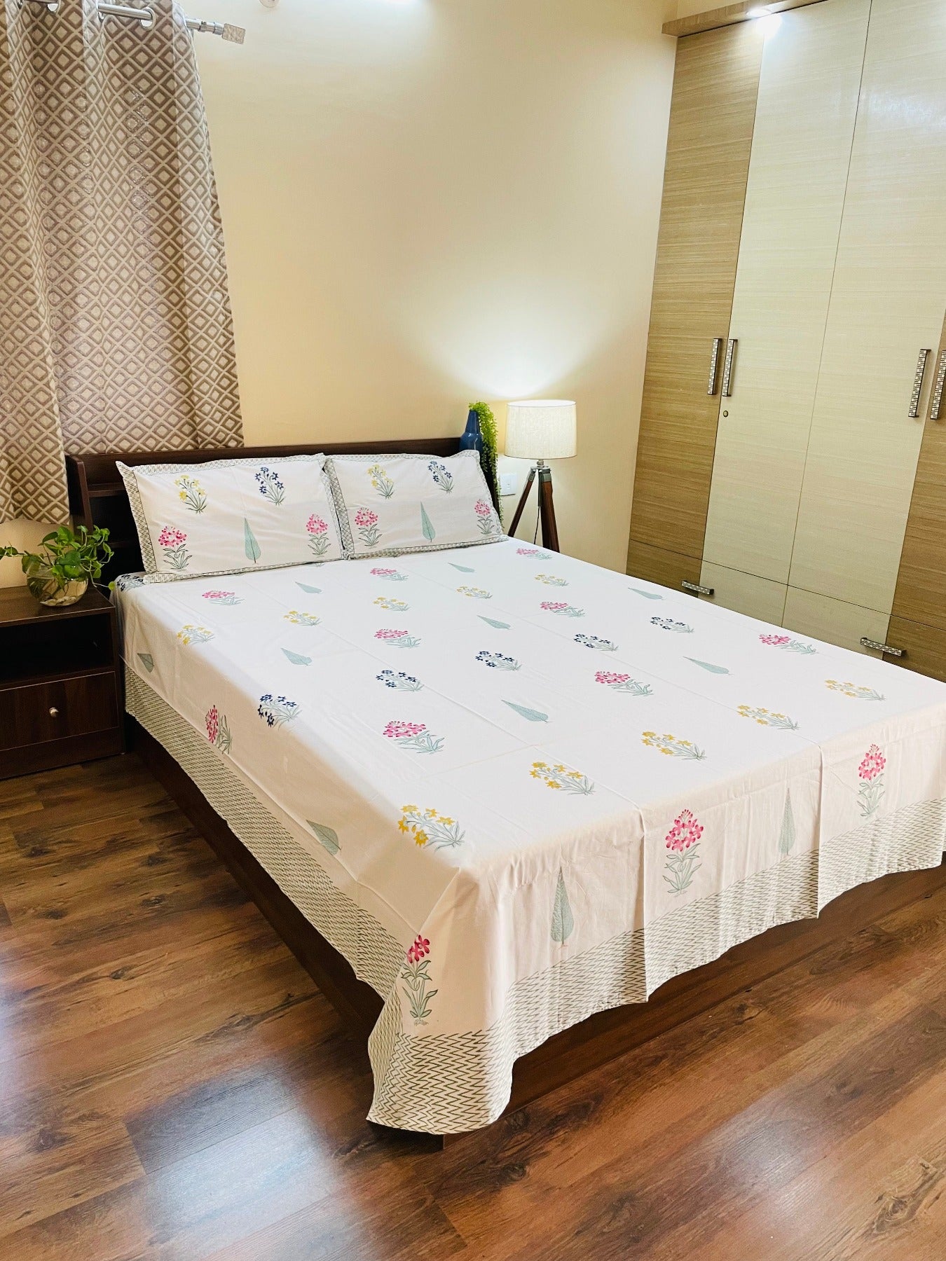 Mughal Garden 400TC 100% Cotton Bedsheet Set